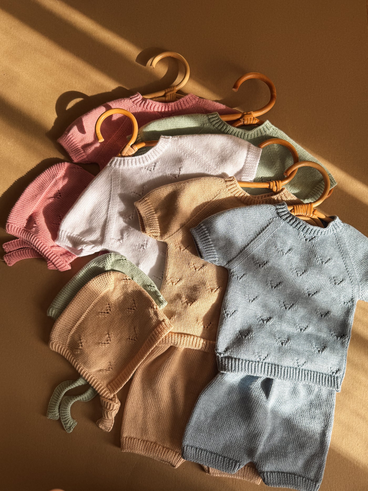 New Set Sun - Maglietta, Pantalone e Cappellino