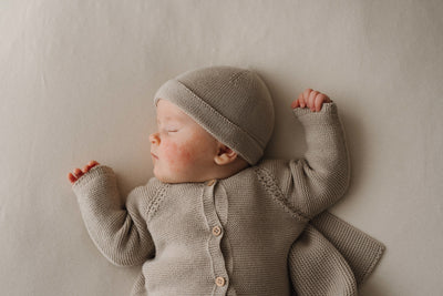 New Cappello Minimal in Cotone Biologico fino a 2 mesi - Baby Clothes - Baby Rainbow Shop - P.IVA 04847500230