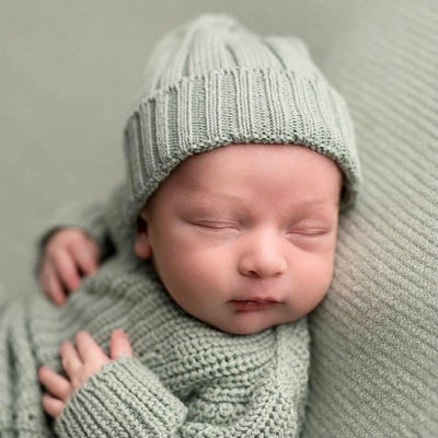 Cappello Minimal in Cotone Biologico fino a 6 mesi - Baby Clothes - Baby Rainbow Shop | P.IVA 04847500230