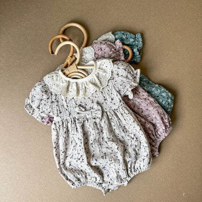 Pagliaccetto/ vestito in Mussola di Cotone - Baby Clothes - Baby Rainbow Shop - P.IVA 04847500230